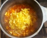 Foto del paso 2 de la receta: Guisado simple de 🥕🌽🍆 y fideos cinta. #otoño
