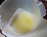 Foto del paso 4 de la receta: Mousse de limón y yogur con base de galletas