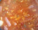 Foto del paso 3 de la receta: Guisito de fideos con papa y salchichas