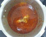 A picture of step 6 of Sindhi chicken curry.