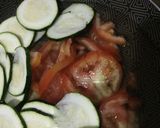 Foto del paso 2 de la receta: Salmón con verduras y quinua