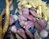 Foto langkah ke 1 dari resep *Bening Sawi Ijo Jagung Tomat*.