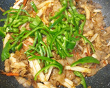 泡菜炒豬五花-女兒指定便當菜的食譜步驟3照片