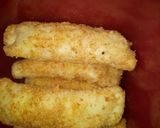 Foto langkah ke 3 dari resep Roti tawar goreng.