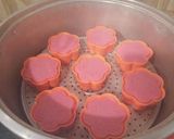 Foto langkah ke 6 dari resep Putu Ayu Strawberry.