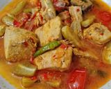 Foto langkah ke 4 dari resep 054. IKAN MASAK BELIMBING WULUH.