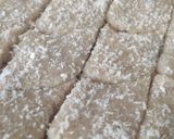 A picture of step 4 of Peanut chikki.