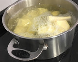 Foto del paso 1 de la receta: Cena rápida - Salmón al horno sobre puré de boniato con bimi