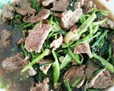 Foto langkah ke 4 dari resep Cah kngkung daging sapi❤❤❤.
