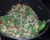 A picture of step 3 of Chicken vegetable macroni kabab.