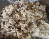 A picture of step 2 of 🫘 Granola with Unsweetened Applesauce.