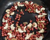 A picture of step 1 of Makhana Cornflakes Shahi Mixture !!.