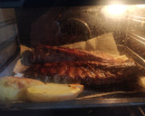 Foto del paso 3 de la receta: Costillas al horno con verduras y patata asada