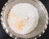 A picture of step 1 of Crispy Onion Pakoda.