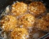 A picture of step 9 of Sabudana Vada.