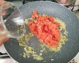 Foto del passaggio 1 della ricetta Casarecce con salmone e pistacchio