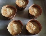 Foto langkah ke 5 dari resep Muffin Keju simpel.