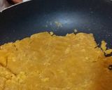 A picture of step 4 of Channay ki daal ka halwa.