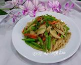 Hình bước làm 2 của món Phở khô xào chay