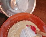 Φωτογραφία βήματος 3 της συνταγής Cupcakes βανίλια (τύπου chiffon cake)