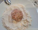 Foto del paso 4 de la receta Albóndigas de pollo en salsa de zanahorias y champiñones