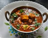 A picture of step 10 of Dhaba style paneer tikka masala gravy.