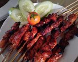 Foto langkah ke 1 dari resep 94. Sate Ayam dan Sapi ala Rembiga.