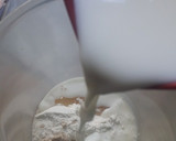 Foto del paso 1 de la receta: Pan "ovillo de lana" relleno con membrillo, pasas de uva y maní💜