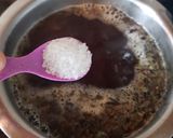 A picture of step 3 of Spicy Black Tea.
