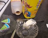 A picture of step 1 of Vitamin chocolate sauce.