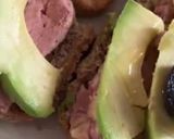 Foto del paso 5 de la receta: Tapita de foie con manzana, y aguacate. Rápido y rico!!