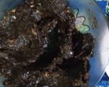Foto langkah ke 2 dari resep Biscuit choco balls / bola-bola coklat biskuit.