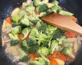 Foto langkah ke 5 dari resep Easy Cooking: Fujian Style Stir-Fried Vegetables (Capcay).