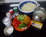 A picture of step 1 of White sauce pasta.
