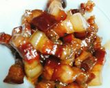 Hình bước làm 2 của món Thịt ba rọi kho giòn trong