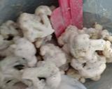 Foto langkah ke 2 dari resep Kembang Kol Crispy Goreng Tepung.