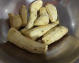 A picture of step 1 of Sweet potato sweet.