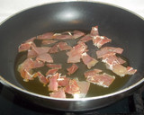 Foto del paso 4 de la receta: Berenjenas gratinadas rellenas de champiñones, jamón y bechamel