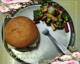 A picture of step 4 of Aloo Tikki Burger 🍔.