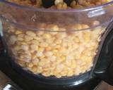 Chane ki daal ke parathy recipe step 3 photo