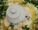 Foto del paso 4 de la receta: Salsa Pesto adaptada para Argentina 🇮🇹 🇦🇷 albahaca, ajo, nuez, queso y aceite de oliva VE