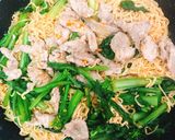 Hình bước làm 6 của món Mì xào bò