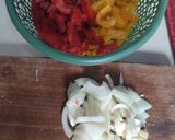 Foto langkah ke 3 dari resep Daging Tumis Paprika.
