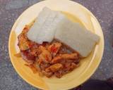 Boiled yam with shredded chicken sauce