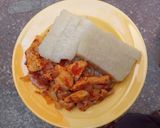 A picture of step 2 of Boiled yam with shredded chicken sauce.