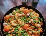 A picture of step 4 of Elbow Pasta with Veggies, Mushrooms,Cheesy Tomatoes, Rosemary.