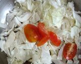 Foto langkah ke 2 dari resep Oseng Kubis Ala Vietnam.