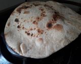कढईतली तंदुरी रोटी (kadhai tandoori roti recipe in marathi) रेसिपी स्टेप 5 फोटो 
