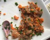 Gambar langkah 1 resipi Chicken Wonton Soup.