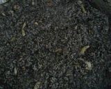 A picture of step 10 of Arroz Negro with Aioli.